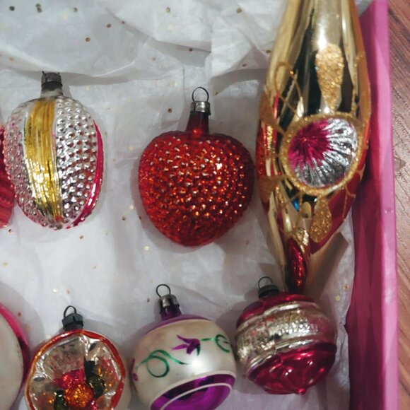 Variety of 26 vintage Christmas ornaments glass indent - Picture 5 of 6